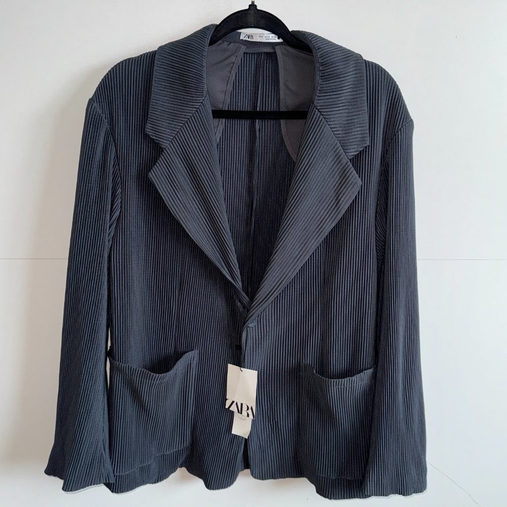 New! Zara Oversize Plisse Blazer in Anchor Grey